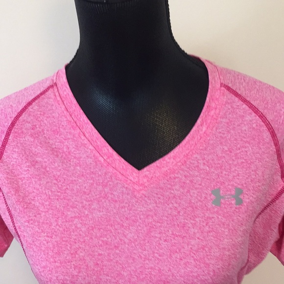 UNDER ARMOUR Sports Top - Picture 2 of 7